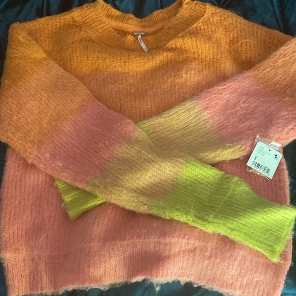 NWT FREE PEOPLE Autumn Sky Fuzzy Colorblock Striped Wool Sweater - Picture 5 of 8